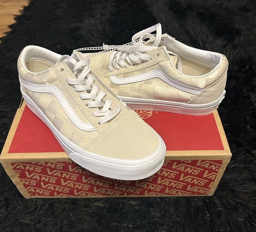VANS old skool checkerboard suede satin lace up shoes sneakers women’s 8 new